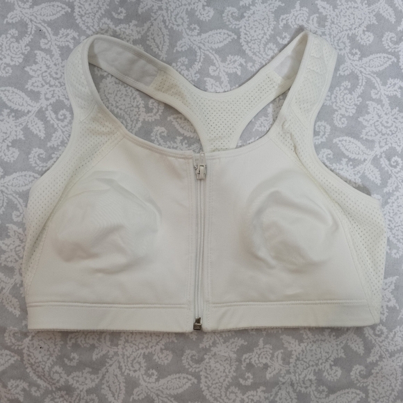 Champion Womens High Impact Bundle Of 3 Sports Bras Size Medium - Picture 6 of 9